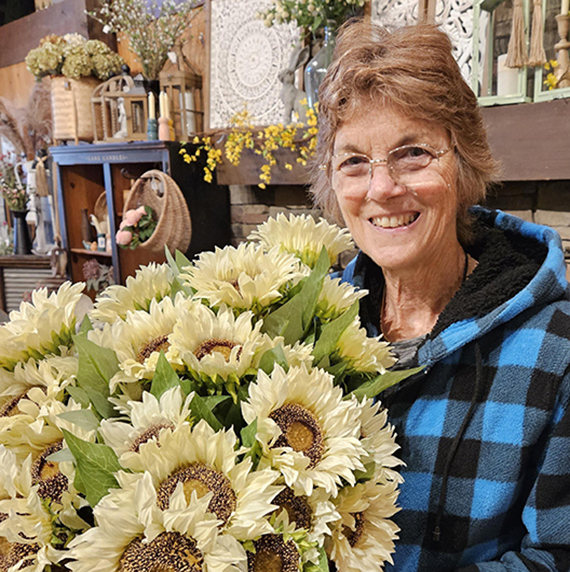 Hospice of medina county christmas store